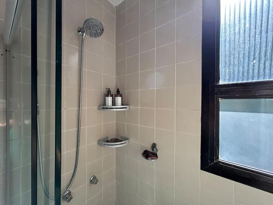 Apartamento A 5min- Com Piscina, Portaria 24hrs, Internet 500mg, Shopping Rio Sul 2min A Pe!